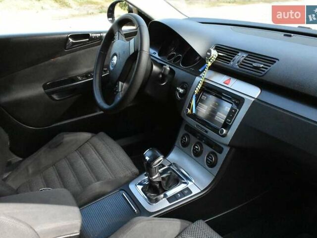 Фольксваген Пассат 2007 у Житомирі на Automoto.ua Чорний Фольксваген Пассат, об'ємом двигуна 1.97 л та пробігом 339 тис. км за 6300 $, фото 1 на Automoto.ua
