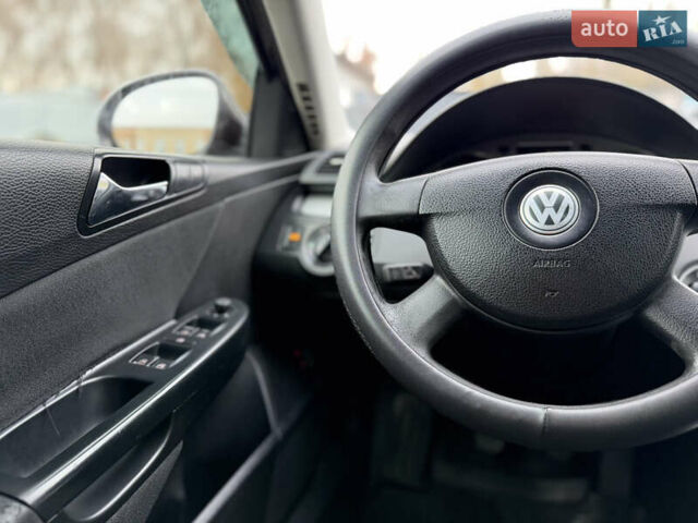 Черный Фольксваген Пассат, объемом двигателя 1.97 л и пробегом 370 тыс. км за 5500 $, фото 48 на Automoto.ua