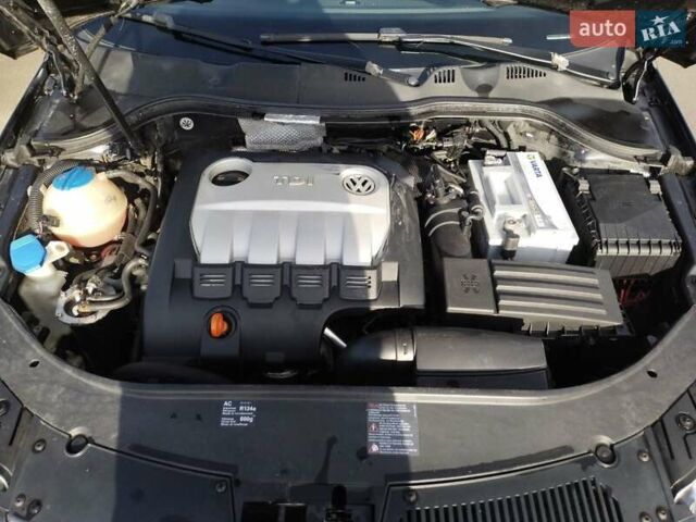 Чорний Фольксваген Пассат, об'ємом двигуна 2 л та пробігом 220 тис. км за 6450 $, фото 12 на Automoto.ua
