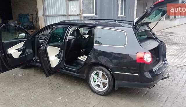 Чорний Фольксваген Пассат, об'ємом двигуна 2 л та пробігом 330 тис. км за 7300 $, фото 24 на Automoto.ua