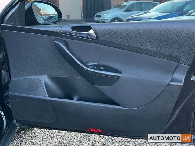 Черный Фольксваген Пассат, объемом двигателя 1.9 л и пробегом 268 тыс. км за 6200 $, фото 23 на Automoto.ua