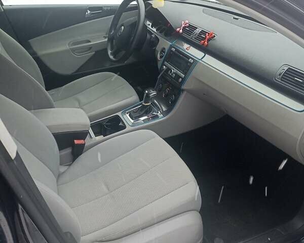 Черный Фольксваген Пассат, объемом двигателя 1.97 л и пробегом 240 тыс. км за 7190 $, фото 3 на Automoto.ua