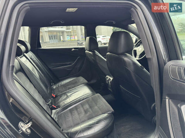 Черный Фольксваген Пассат, объемом двигателя 2 л и пробегом 290 тыс. км за 5699 $, фото 37 на Automoto.ua