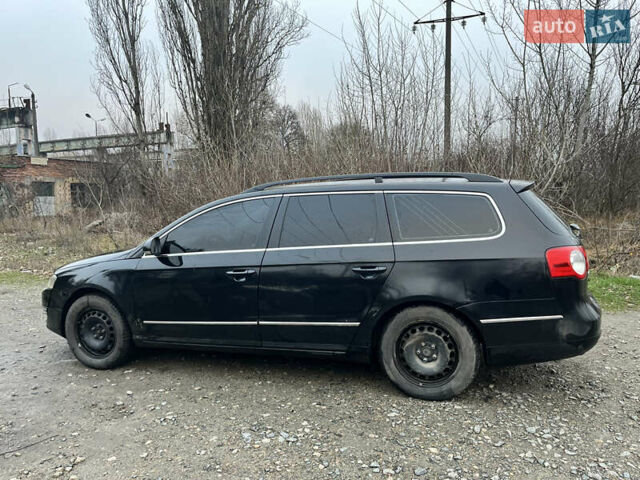 Чорний Фольксваген Пассат, об'ємом двигуна 1.97 л та пробігом 270 тис. км за 5800 $, фото 3 на Automoto.ua