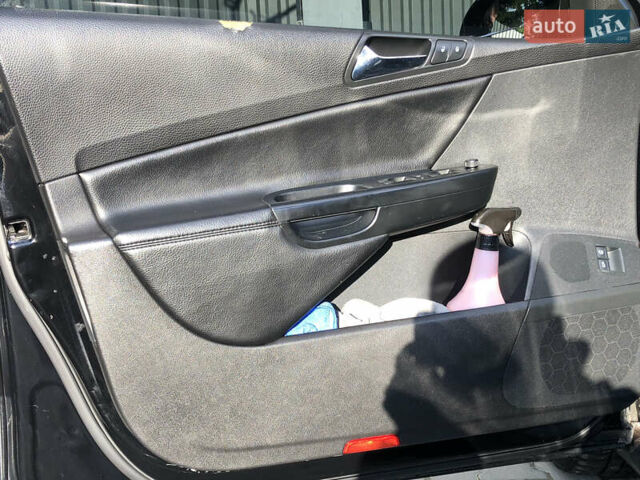 Черный Фольксваген Пассат, объемом двигателя 1.97 л и пробегом 548 тыс. км за 5000 $, фото 13 на Automoto.ua