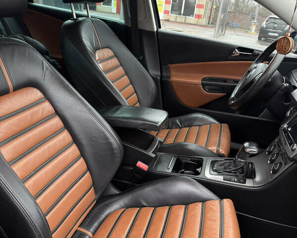 Чорний Фольксваген Пассат, об'ємом двигуна 2 л та пробігом 370 тис. км за 8100 $, фото 32 на Automoto.ua