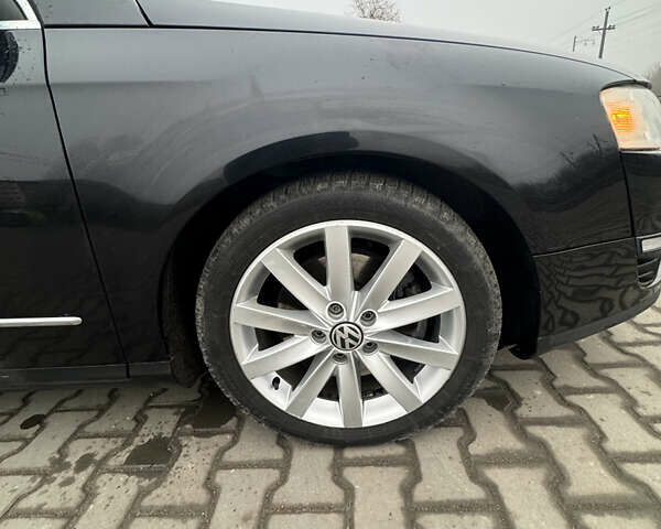 Чорний Фольксваген Пассат, об'ємом двигуна 1.8 л та пробігом 284 тис. км за 6950 $, фото 14 на Automoto.ua