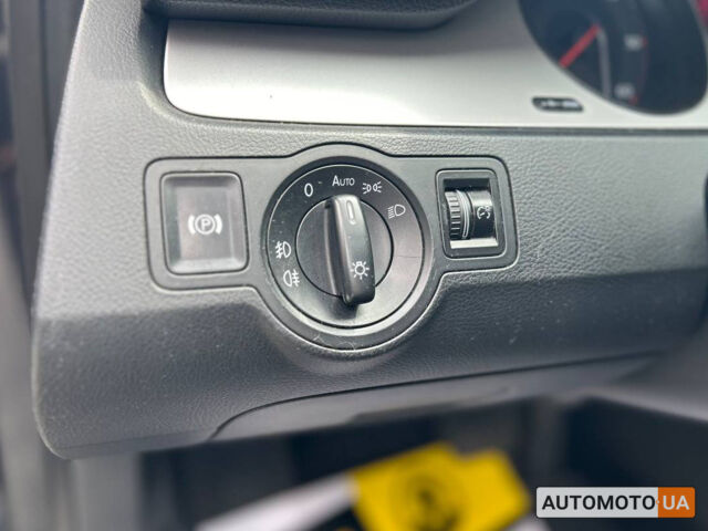 Черный Фольксваген Пассат, объемом двигателя 2 л и пробегом 340 тыс. км за 7000 $, фото 6 на Automoto.ua