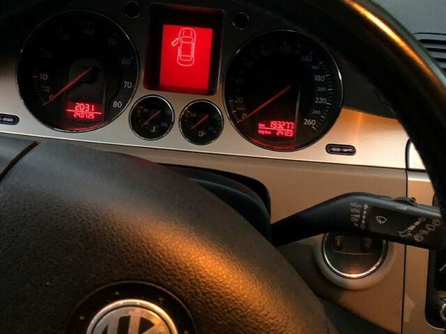 Черный Фольксваген Пассат, объемом двигателя 1.4 л и пробегом 193 тыс. км за 6600 $, фото 3 на Automoto.ua