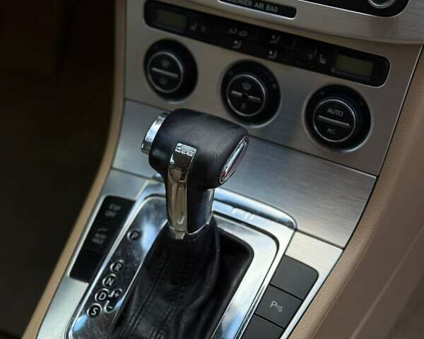 Черный Фольксваген Пассат, объемом двигателя 1.97 л и пробегом 320 тыс. км за 6950 $, фото 30 на Automoto.ua