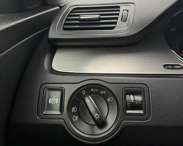 Чорний Фольксваген Пассат, об'ємом двигуна 2 л та пробігом 370 тис. км за 8100 $, фото 43 на Automoto.ua