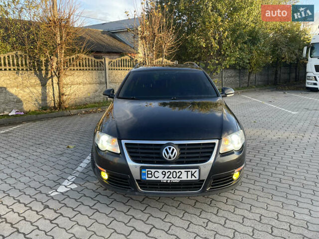 Черный Фольксваген Пассат, объемом двигателя 1.97 л и пробегом 415 тыс. км за 6500 $, фото 4 на Automoto.ua