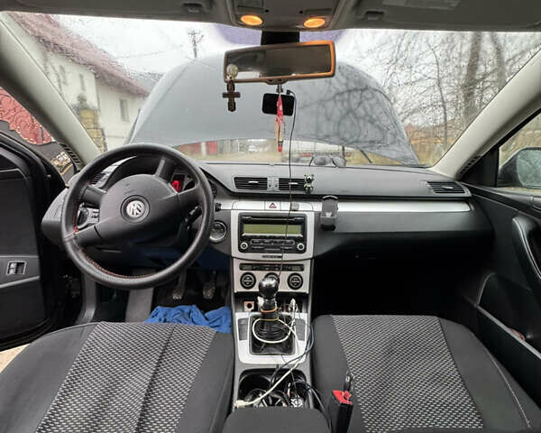 Чорний Фольксваген Пассат, об'ємом двигуна 1.97 л та пробігом 250 тис. км за 6700 $, фото 13 на Automoto.ua