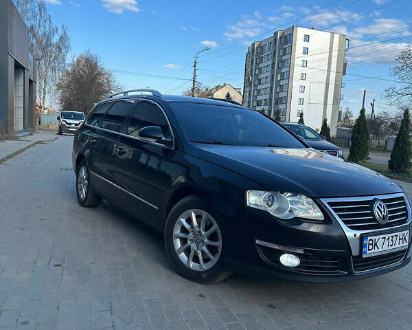 Черный Фольксваген Пассат, объемом двигателя 2 л и пробегом 335 тыс. км за 6800 $, фото 3 на Automoto.ua
