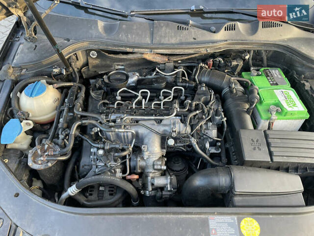 Черный Фольксваген Пассат, объемом двигателя 1.97 л и пробегом 415 тыс. км за 6500 $, фото 12 на Automoto.ua