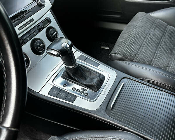 Чорний Фольксваген Пассат, об'ємом двигуна 1.97 л та пробігом 375 тис. км за 7300 $, фото 22 на Automoto.ua