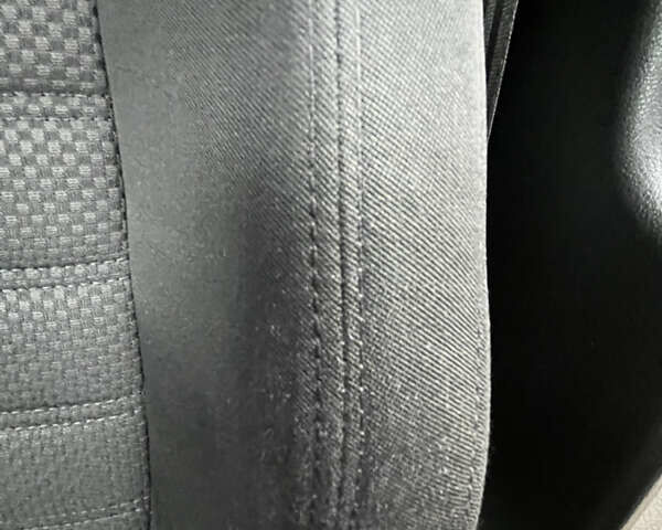 Черный Фольксваген Пассат, объемом двигателя 1.97 л и пробегом 306 тыс. км за 7000 $, фото 23 на Automoto.ua