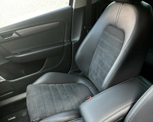 Чорний Фольксваген Пассат, об'ємом двигуна 1.97 л та пробігом 375 тис. км за 7300 $, фото 19 на Automoto.ua