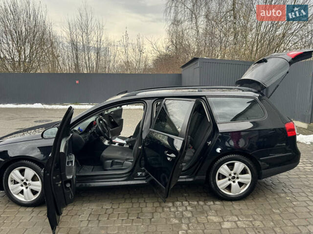 Черный Фольксваген Пассат, объемом двигателя 1.97 л и пробегом 245 тыс. км за 6200 $, фото 21 на Automoto.ua