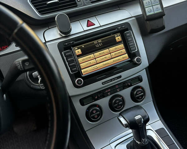 Чорний Фольксваген Пассат, об'ємом двигуна 1.97 л та пробігом 375 тис. км за 7300 $, фото 14 на Automoto.ua