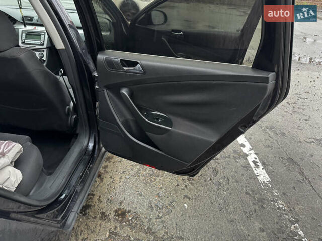 Чорний Фольксваген Пассат, об'ємом двигуна 1.97 л та пробігом 340 тис. км за 6000 $, фото 30 на Automoto.ua
