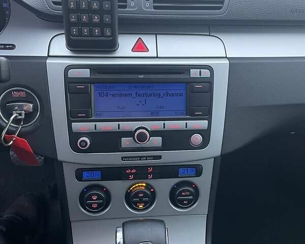 Черный Фольксваген Пассат, объемом двигателя 1.97 л и пробегом 206 тыс. км за 8500 $, фото 15 на Automoto.ua