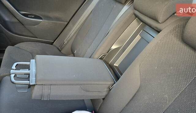 Черный Фольксваген Пассат, объемом двигателя 1.97 л и пробегом 275 тыс. км за 7500 $, фото 8 на Automoto.ua