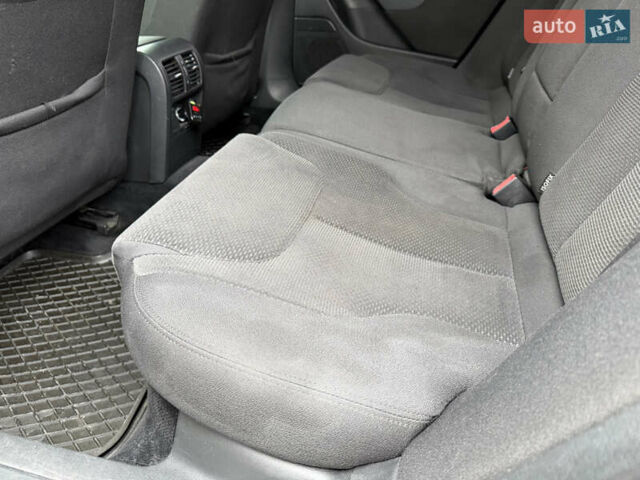 Чорний Фольксваген Пассат, об'ємом двигуна 1.97 л та пробігом 370 тис. км за 4600 $, фото 68 на Automoto.ua