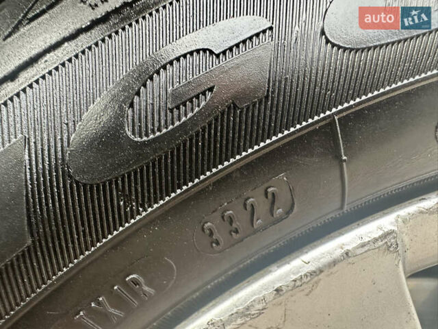 Черный Фольксваген Пассат, объемом двигателя 1.97 л и пробегом 280 тыс. км за 7400 $, фото 21 на Automoto.ua