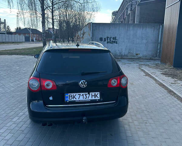 Черный Фольксваген Пассат, объемом двигателя 2 л и пробегом 335 тыс. км за 6800 $, фото 5 на Automoto.ua