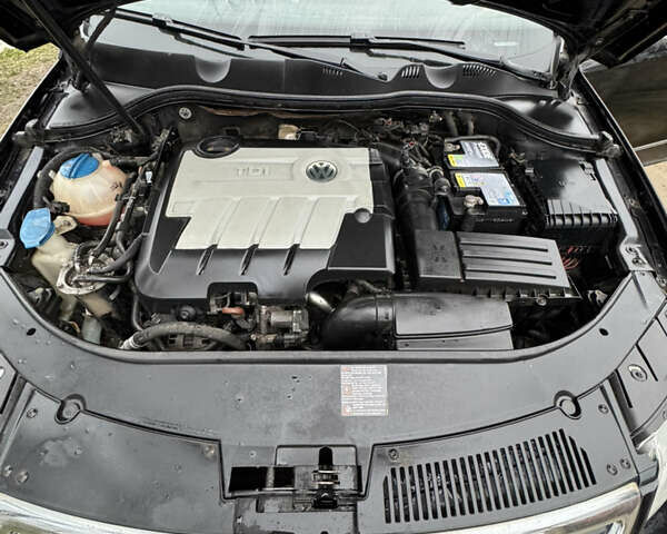 Чорний Фольксваген Пассат, об'ємом двигуна 1.97 л та пробігом 250 тис. км за 6700 $, фото 17 на Automoto.ua