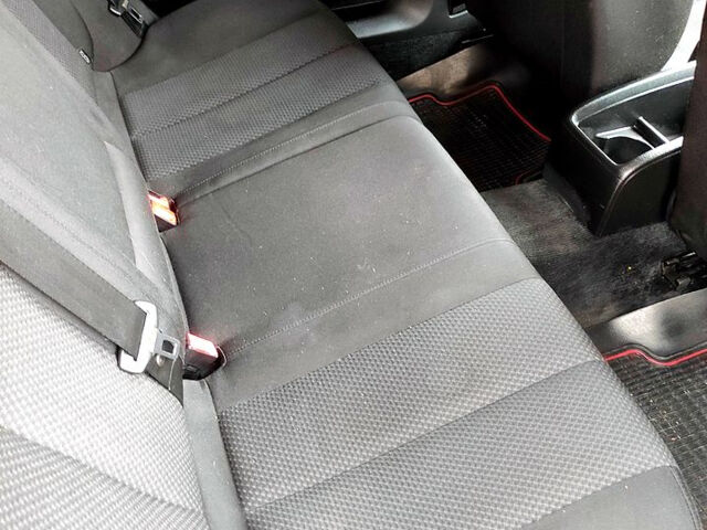 Черный Фольксваген Пассат, объемом двигателя 1.6 л и пробегом 333 тыс. км за 6900 $, фото 9 на Automoto.ua