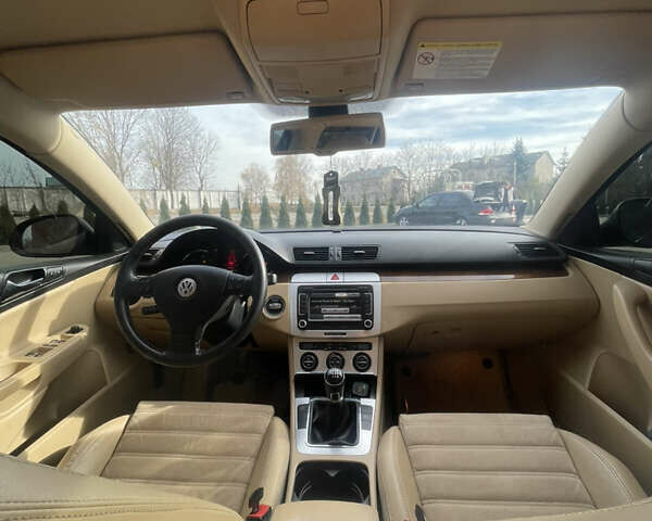 Чорний Фольксваген Пассат, об'ємом двигуна 1.97 л та пробігом 308 тис. км за 5500 $, фото 11 на Automoto.ua