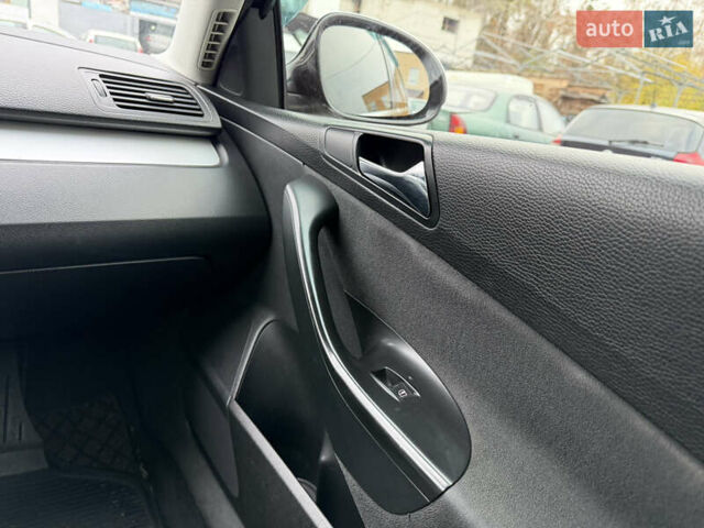 Черный Фольксваген Пассат, объемом двигателя 1.97 л и пробегом 249 тыс. км за 4800 $, фото 52 на Automoto.ua