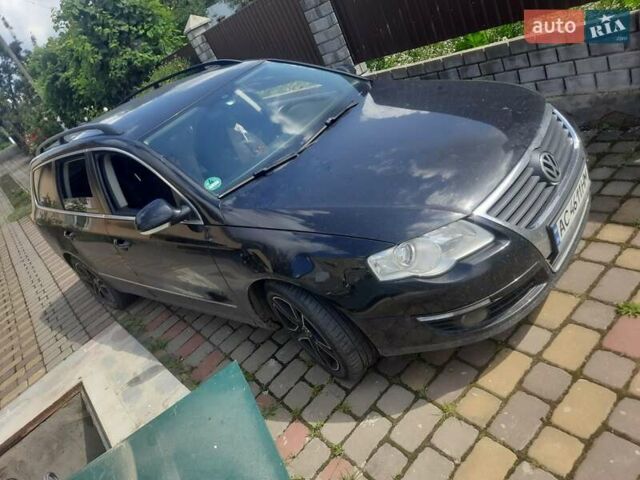 Черный Фольксваген Пассат, объемом двигателя 2 л и пробегом 299 тыс. км за 7000 $, фото 5 на Automoto.ua