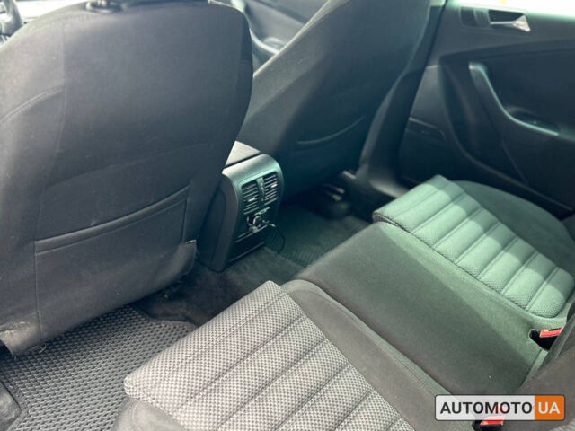 Черный Фольксваген Пассат, объемом двигателя 2 л и пробегом 340 тыс. км за 7000 $, фото 15 на Automoto.ua