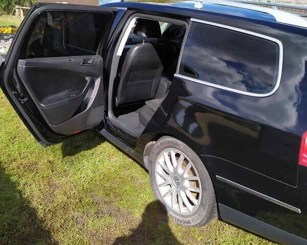 Черный Фольксваген Пассат, объемом двигателя 1.8 л и пробегом 179 тыс. км за 6400 $, фото 5 на Automoto.ua