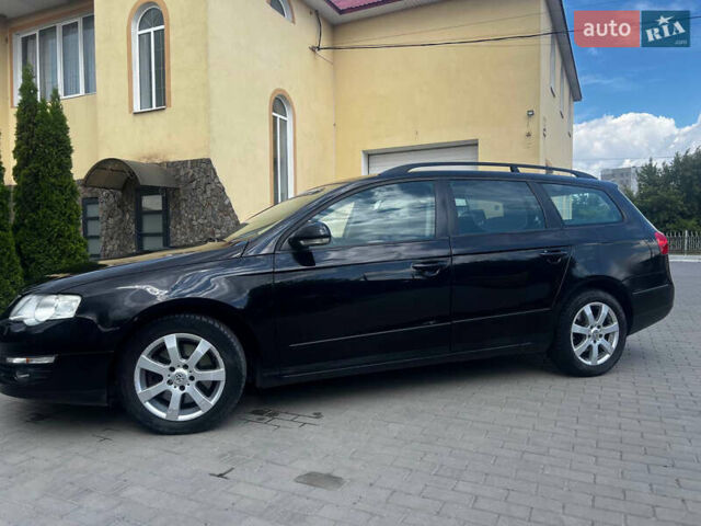 Черный Фольксваген Пассат, объемом двигателя 2 л и пробегом 330 тыс. км за 6600 $, фото 2 на Automoto.ua