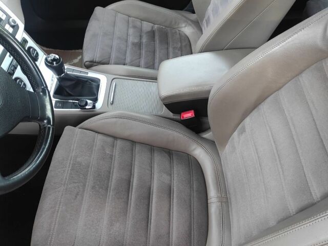 Чорний Фольксваген Пассат, об'ємом двигуна 0 л та пробігом 208 тис. км за 5000 $, фото 6 на Automoto.ua