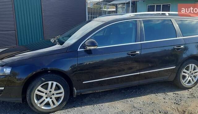 Черный Фольксваген Пассат, объемом двигателя 1.4 л и пробегом 237 тыс. км за 7000 $, фото 10 на Automoto.ua