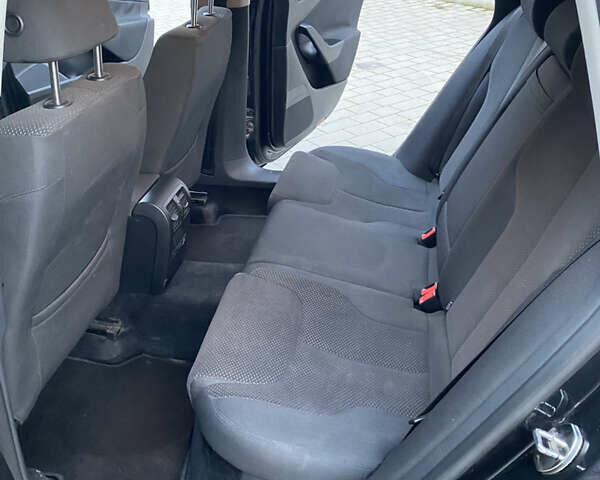 Черный Фольксваген Пассат, объемом двигателя 1.97 л и пробегом 311 тыс. км за 5899 $, фото 16 на Automoto.ua