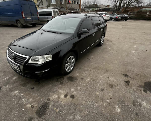 Черный Фольксваген Пассат, объемом двигателя 1.97 л и пробегом 306 тыс. км за 7000 $, фото 3 на Automoto.ua