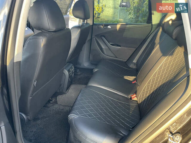 Черный Фольксваген Пассат, объемом двигателя 1.97 л и пробегом 415 тыс. км за 6500 $, фото 18 на Automoto.ua