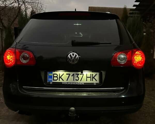 Черный Фольксваген Пассат, объемом двигателя 2 л и пробегом 335 тыс. км за 6800 $, фото 14 на Automoto.ua