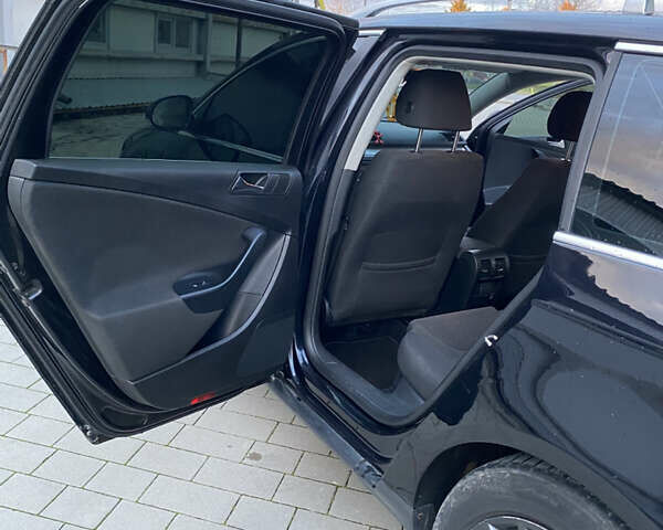 Черный Фольксваген Пассат, объемом двигателя 1.97 л и пробегом 311 тыс. км за 5899 $, фото 15 на Automoto.ua