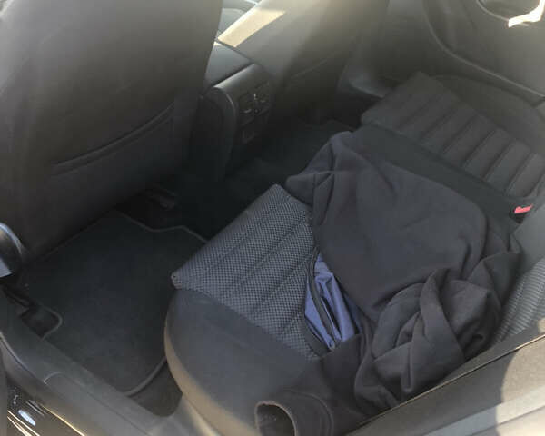 Чорний Фольксваген Пассат, об'ємом двигуна 2 л та пробігом 270 тис. км за 8200 $, фото 6 на Automoto.ua