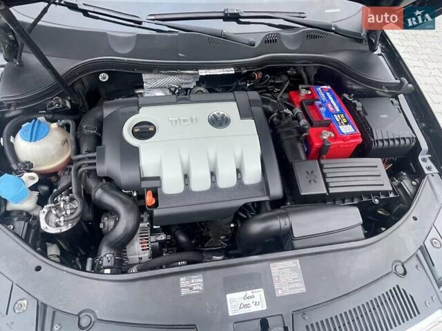 Черный Фольксваген Пассат, объемом двигателя 1.97 л и пробегом 206 тыс. км за 8500 $, фото 11 на Automoto.ua