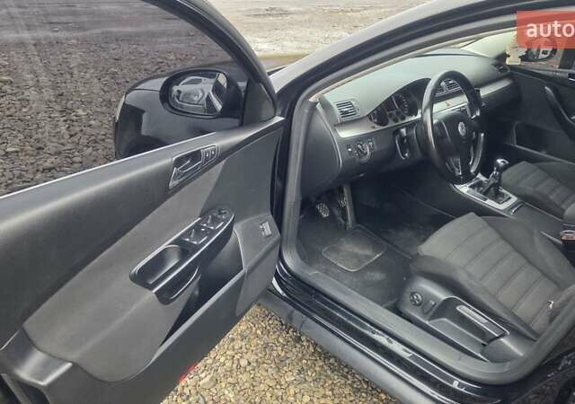 Черный Фольксваген Пассат, объемом двигателя 1.97 л и пробегом 279 тыс. км за 4950 $, фото 15 на Automoto.ua