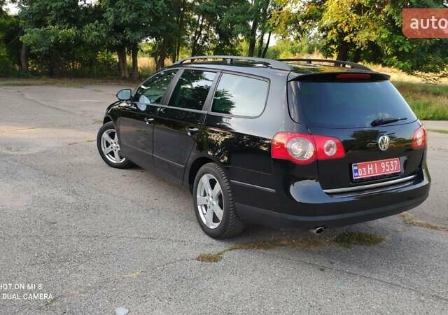 Чорний Фольксваген Пассат, об'ємом двигуна 1.6 л та пробігом 220 тис. км за 6399 $, фото 14 на Automoto.ua