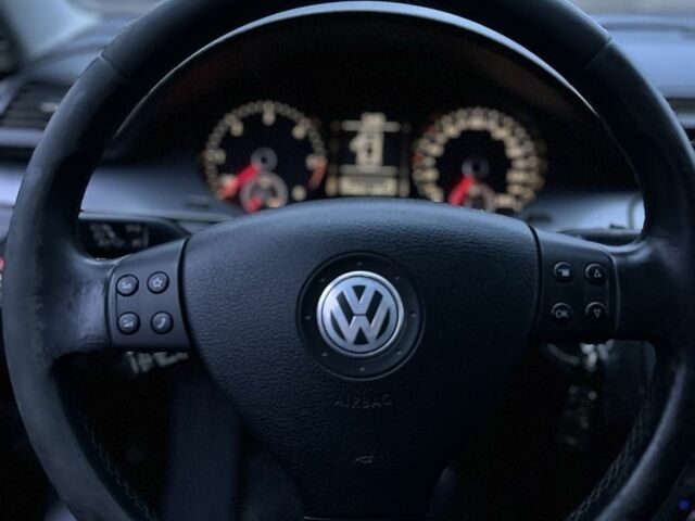 Чорний Фольксваген Пассат, об'ємом двигуна 1.9 л та пробігом 300 тис. км за 3550 $, фото 10 на Automoto.ua